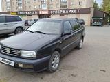 Volkswagen Vento 1995 года за 1 600 000 тг. в Караганда – фото 3