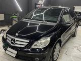 Mercedes-Benz B 200 2006 года за 3 700 000 тг. в Караганда – фото 2