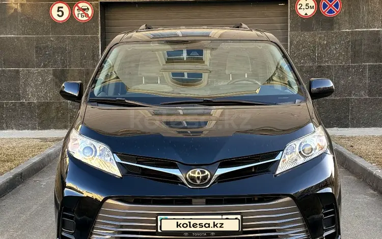 Toyota Sienna 2019 годаүшін15 800 000 тг. в Атырау