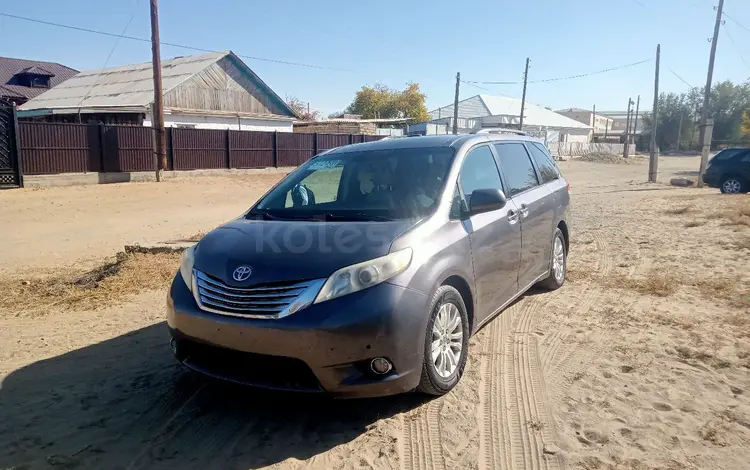 Toyota Sienna 2011 годаfor7 800 000 тг. в Шалкар