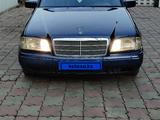 Mercedes-Benz C 180 1995 года за 2 020 111 тг. в Алматы