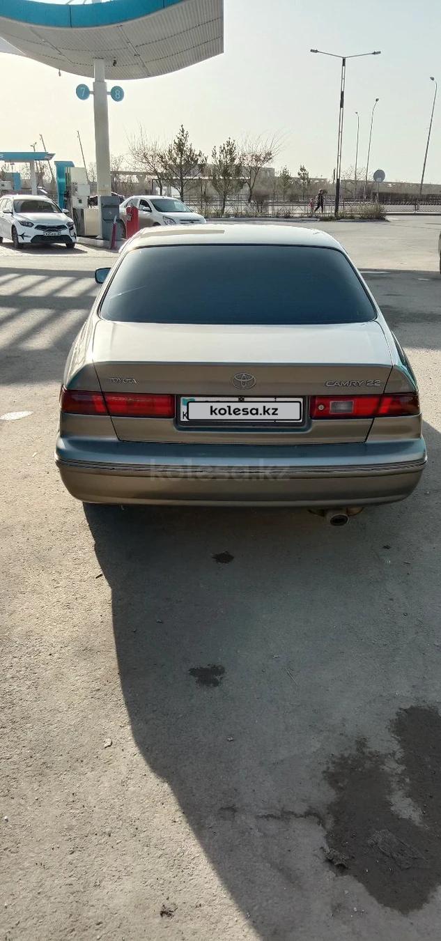 Toyota Camry 1998 г.