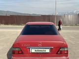 Mercedes-Benz E 230 1987 года за 1 100 000 тг. в Алматы – фото 3