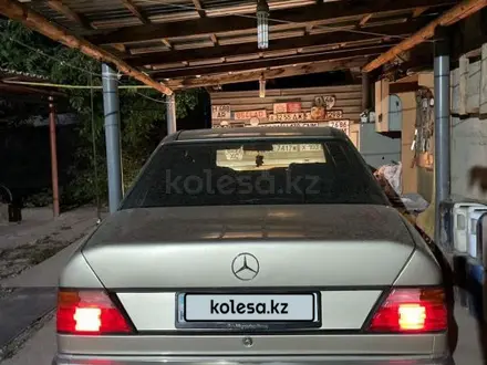 Mercedes-Benz E 300 1992 года за 2 000 000 тг. в Шымкент – фото 4