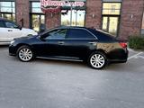 Toyota Camry 2013 года за 8 900 000 тг. в Шымкент – фото 2
