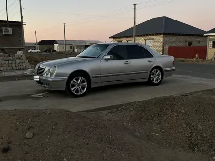 Mercedes-Benz E 320 2000 года за 4 700 000 тг. в Атырау – фото 7