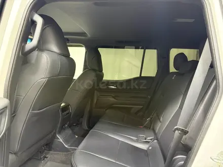 Toyota Land Cruiser Prado Prestige 2024 года за 37 900 000 тг. в Алматы – фото 11