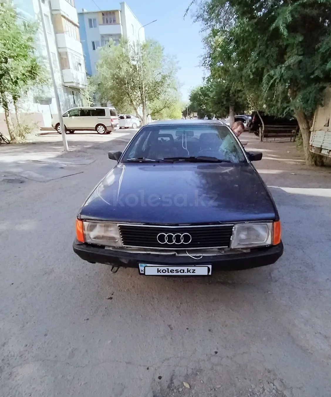 Audi 100, 1989