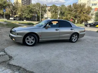 Mitsubishi Diamante, 1996