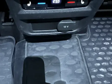Volkswagen Tiguan 2017 года за 10 600 000 тг. в Алматы – фото 13