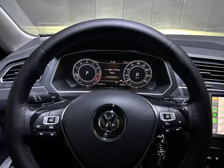 Volkswagen Tiguan 2017 года за 10 600 000 тг. в Алматы – фото 17