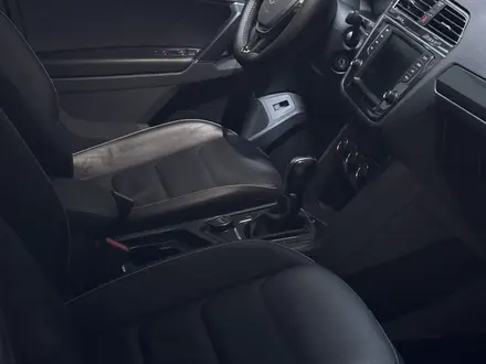 Volkswagen Tiguan 2017 года за 10 600 000 тг. в Алматы – фото 7