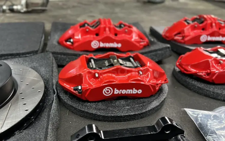 Тормоза BREMBO за 1 100 000 тг. в Алматы