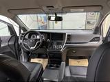 Toyota Sienna 2016 года за 15 500 000 тг. в Алматы – фото 2