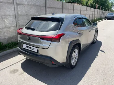 Lexus UX 200 2019 года за 15 000 000 тг. в Алматы