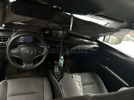 Lexus UX 200 2019 года за 15 000 000 тг. в Алматы – фото 8