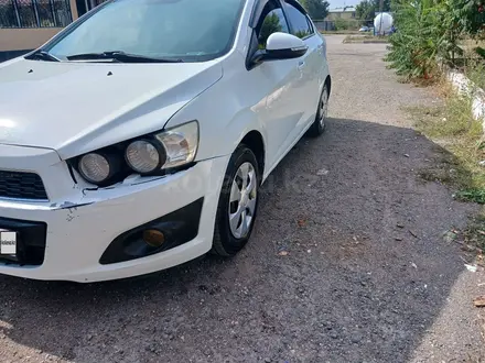 Chevrolet Aveo 2014 года за 2 800 000 тг. в Алматы – фото 3