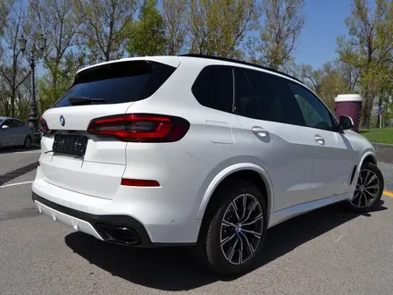 BMW X5 2021 года за 55 500 000 тг. в Алматы – фото 6