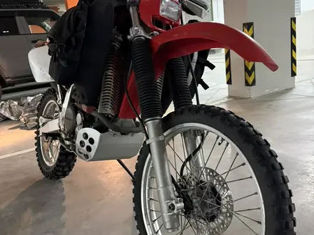 Honda  XR 650R 2002 года за 3 500 000 тг. в Алматы