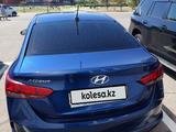 Hyundai Accent 2021 года за 7 900 000 тг. в Петропавловск – фото 3