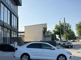 Volkswagen Polo 2021 года за 6 800 000 тг. в Шымкент – фото 2