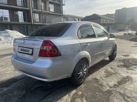 Chevrolet Aveo 2010 года за 2 400 000 тг. в Усть-Каменогорск – фото 5