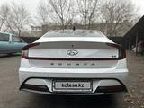 Hyundai Sonata 2022 года за 15 700 000 тг. в Караганда – фото 4