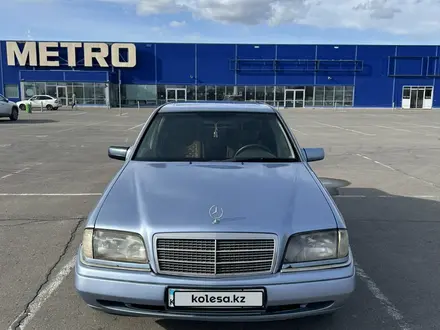 Mercedes-Benz C 220 1994 года за 1 850 000 тг. в Павлодар