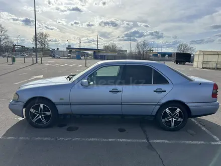 Mercedes-Benz C 220 1994 года за 1 850 000 тг. в Павлодар – фото 3