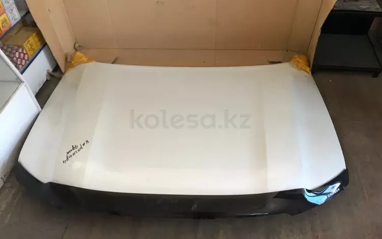 Капот бу тойота ланд круйзер 200 оригинал за 77 777 тг. в Караганда