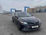 Toyota Camry 2019 года за 13 000 000 тг. в Алматы – фото 2