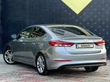 Hyundai Elantra 2017 года за 8 000 000 тг. в Актау – фото 4