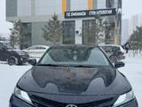 Toyota Camry 2021 года за 9 500 000 тг. в Астана