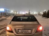 Hyundai Accent 2013 годаfor4 800 000 тг. в Актобе – фото 2