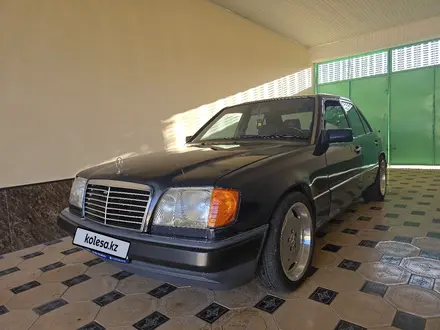 Mercedes-Benz E 200 1992 года за 1 250 000 тг. в Шымкент – фото 2