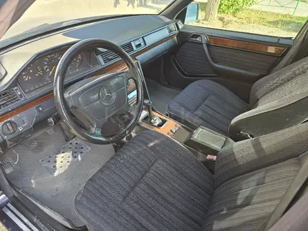 Mercedes-Benz E 200 1992 года за 1 250 000 тг. в Шымкент – фото 6