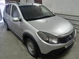 Renault Sandero Stepway 2014 года за 3 600 000 тг. в Семей – фото 2