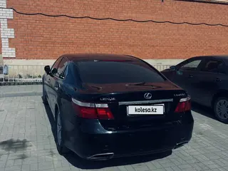 Lexus LS 460