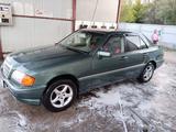 Mercedes-Benz C 280 1994 года за 2 100 000 тг. в Караганда – фото 4
