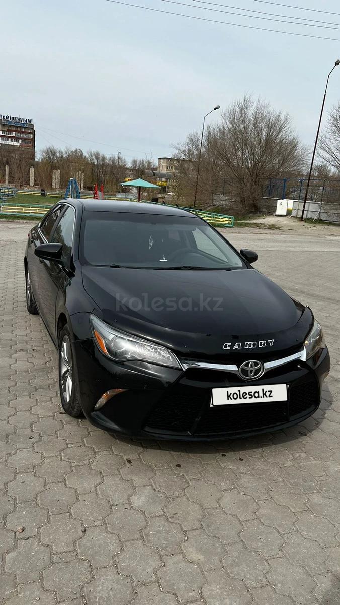 Toyota Camry 2016 г.