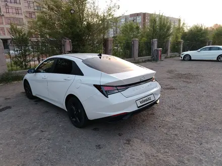 Hyundai Elantra 2023 года за 7 750 000 тг. в Караганда – фото 4