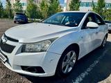 Chevrolet Cruze 2012 года за 2 950 000 тг. в Астана – фото 2