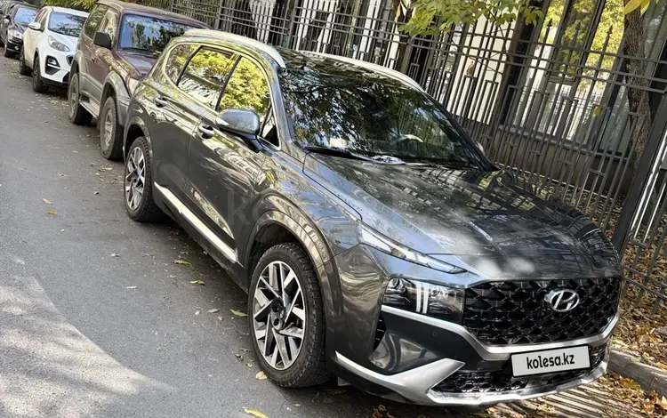 Hyundai Santa Fe 2021 года за 13 280 000 тг. в Алматы