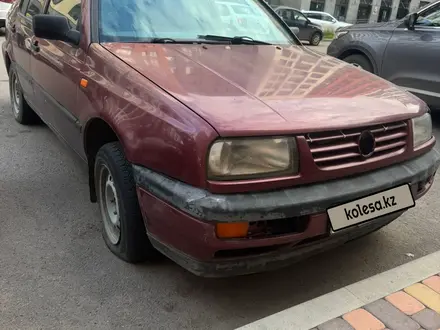 Volkswagen Vento 1997 года за 1 150 000 тг. в Астана – фото 5