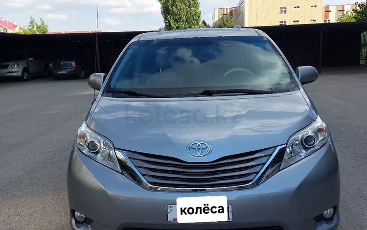 Toyota Sienna 2014 годаүшін9 500 000 тг. в Актобе