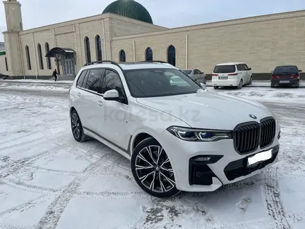 BMW X7 2022 года за 60 500 000 тг. в Алматы
