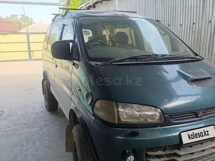 Mitsubishi Delica 1995 года за 1 200 000 тг. в Алматы – фото 2