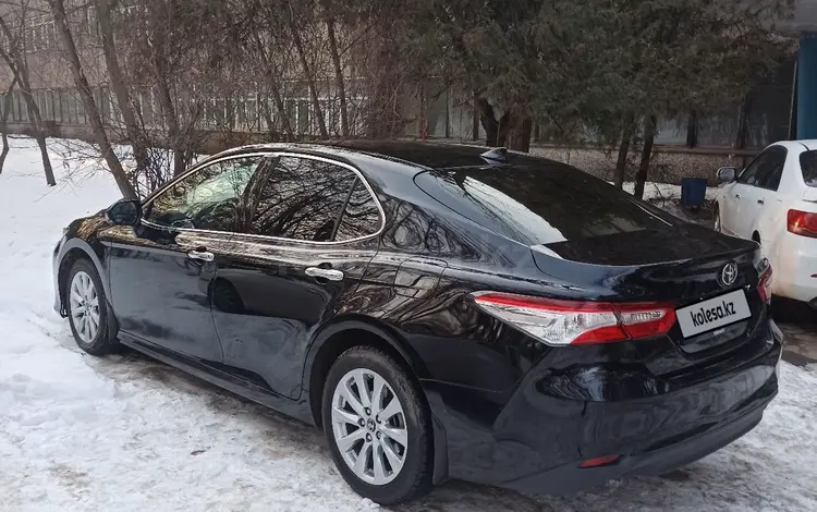 Toyota Camry 2019 годаfor13 900 000 тг. в Алматы