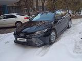 Toyota Camry 2019 годаfor13 900 000 тг. в Алматы – фото 3