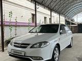 Daewoo Gentra 2014 годаfor4 100 000 тг. в Абай (Келесский р-н) – фото 2